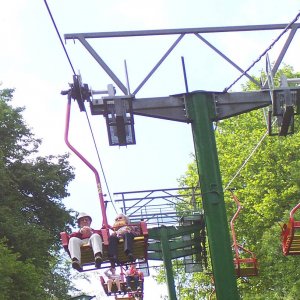 Mecki fhrt Seilbahn