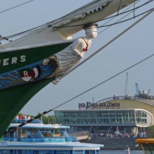 Hamburg Lwe unter Rickmer Rickmers