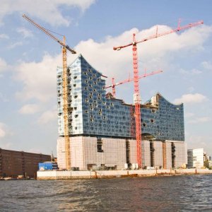 Hamburg Fleetfahrt Hafen City Elbphilharmonie