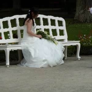Braut im Residenzgarten