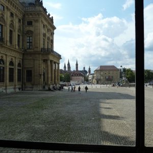 Im Hofgarten der Residenz