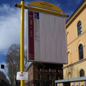 Busse Nhe Metrostation Lepanto