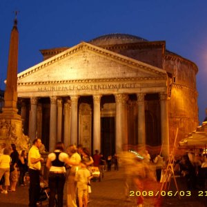 Pantheon am Abend