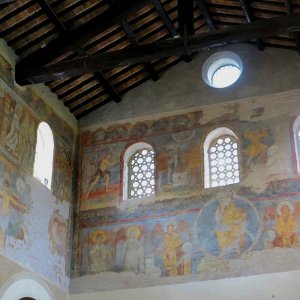S. Giovanni a Porta Latina, Fresken