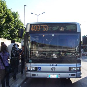 Staz. Tiburtina: bergang zu den Bussen