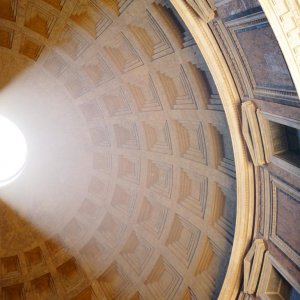 Pantheon - Lichteinfall gegen 12Uhr