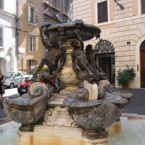 Fontana delle Tartarughe 2