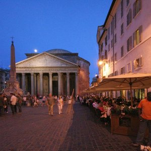 Pza Rotonda Pantheon