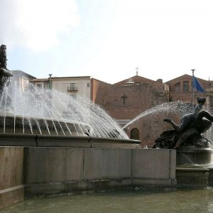 Piazza Republica Najadenbrunnen 2