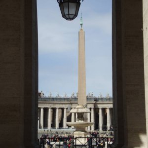 Der Obelisk auf dem Petersplatz