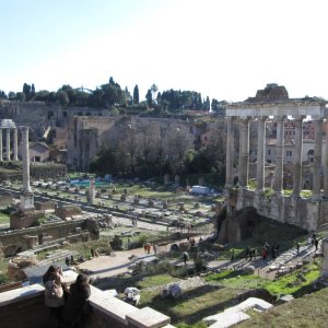 Forum Romanum, Kapitol-Seite