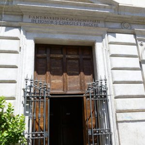 Kirche an der Piazza della Madonna dei Monti