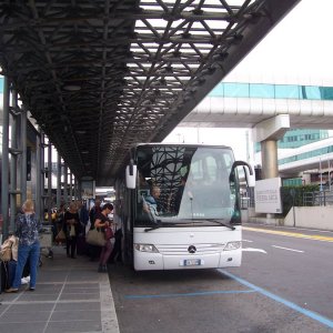 FCO, Shuttle-Busse
