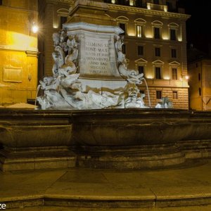 Clemensbrunnen Piazza Rotonda