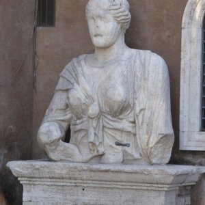 Madama Lucrezia