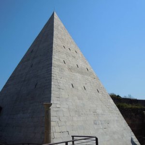 Cestius Pyramide