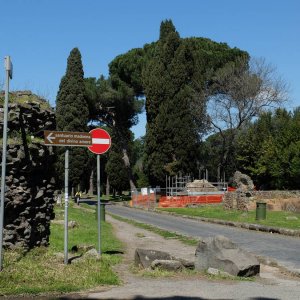 Via Appia antica; Kreuzungsbereich Tor Carbone/Erode Attico