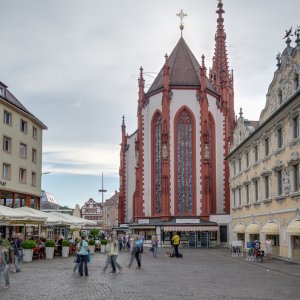 Wrzburg 2015 Marienkapelle und Falkenhaus