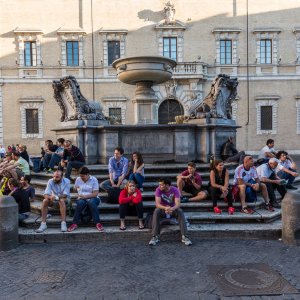 Brunnen vor Santa Maria in Trastevere