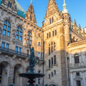 HH Innenstadt Rathaus Innenhof