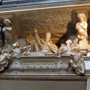 Sant'Agnese in Agone - Grabmal Innozenz X.
