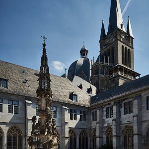 Aachen, Dominnenhof