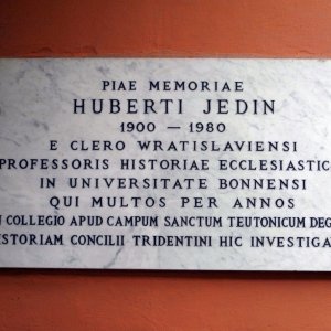 Campo Santo - Gedenkplatte Hubert Jedin