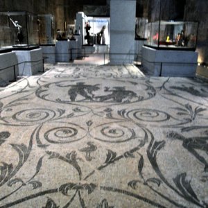 Mosaik mit Herakles und Acheloos