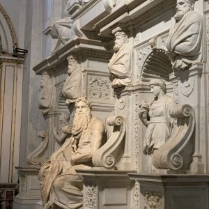 15-Moses-San-Pietro-in-Vincoli.jpg