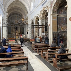 82-Trinita-dei-Monti-innen.jpg