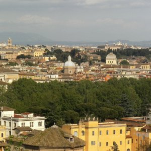 Blick von oberhalb der Salita di Sant' Onofrio