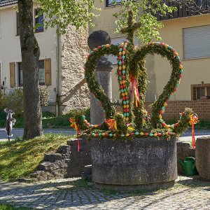 Osterbrunnen Brunntal (2).jpg