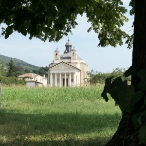 Tempietto di Villa Barbaro