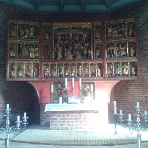 St. Crucis Altar