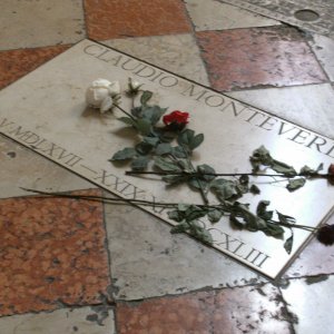 Grabplatte für Claudio Monteverdi