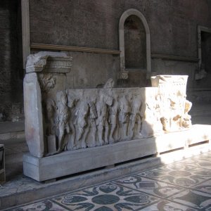 Curia Iulia