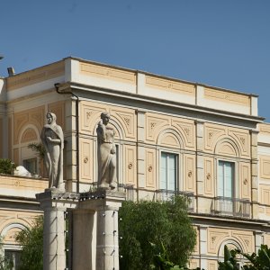 Catania Palast Via Etnea