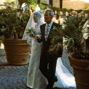 Braut und Brautführer (an der Piazza Navona)