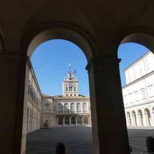 Quirinal Hof1.JPG