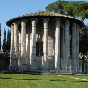 Tempel des Hercules Olivarius an der Piazza della Bocca dell Verit