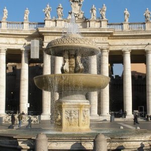 Brunnen auf dem Petersplatz