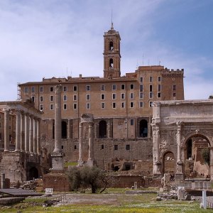 Forum und Tabularium mit Bogen des Septimus Severus