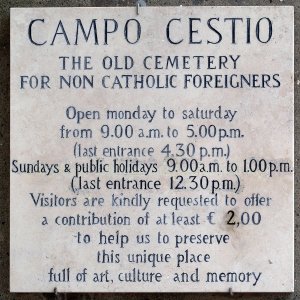 Campo Cestio Eingangsschild