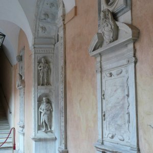 Kreuzgang der Kirche San Salvatore in Lauro