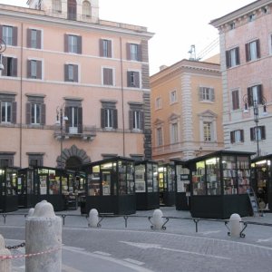 Piazza Borghese
