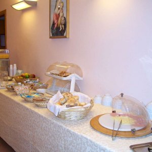 Frhstcksbuffet in der Villa Maria