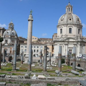 Basilika Ulpia mit Trajanssule