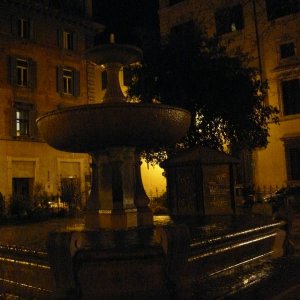 Piazza Benedetto Cairoli