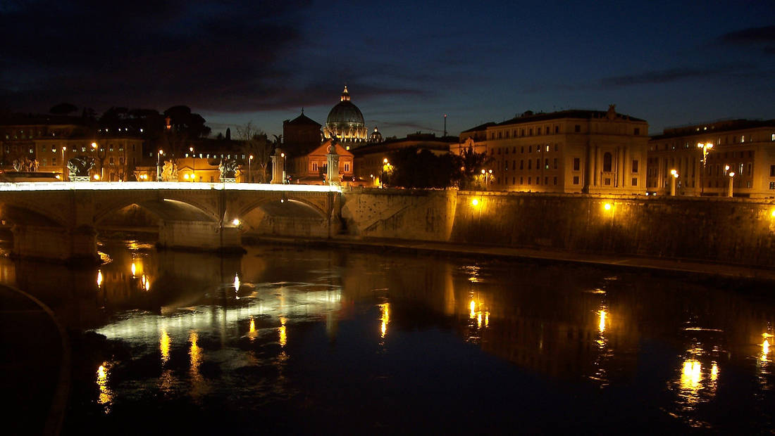 Am Tiber bei Nacht: S. Pietro