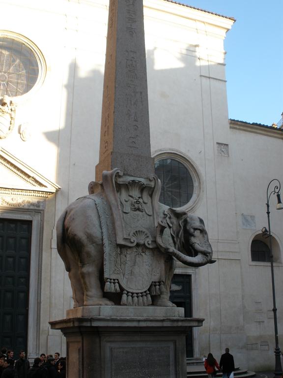 Berninis Elefanten-Obelisk vor Santa Maria sopra Minerva